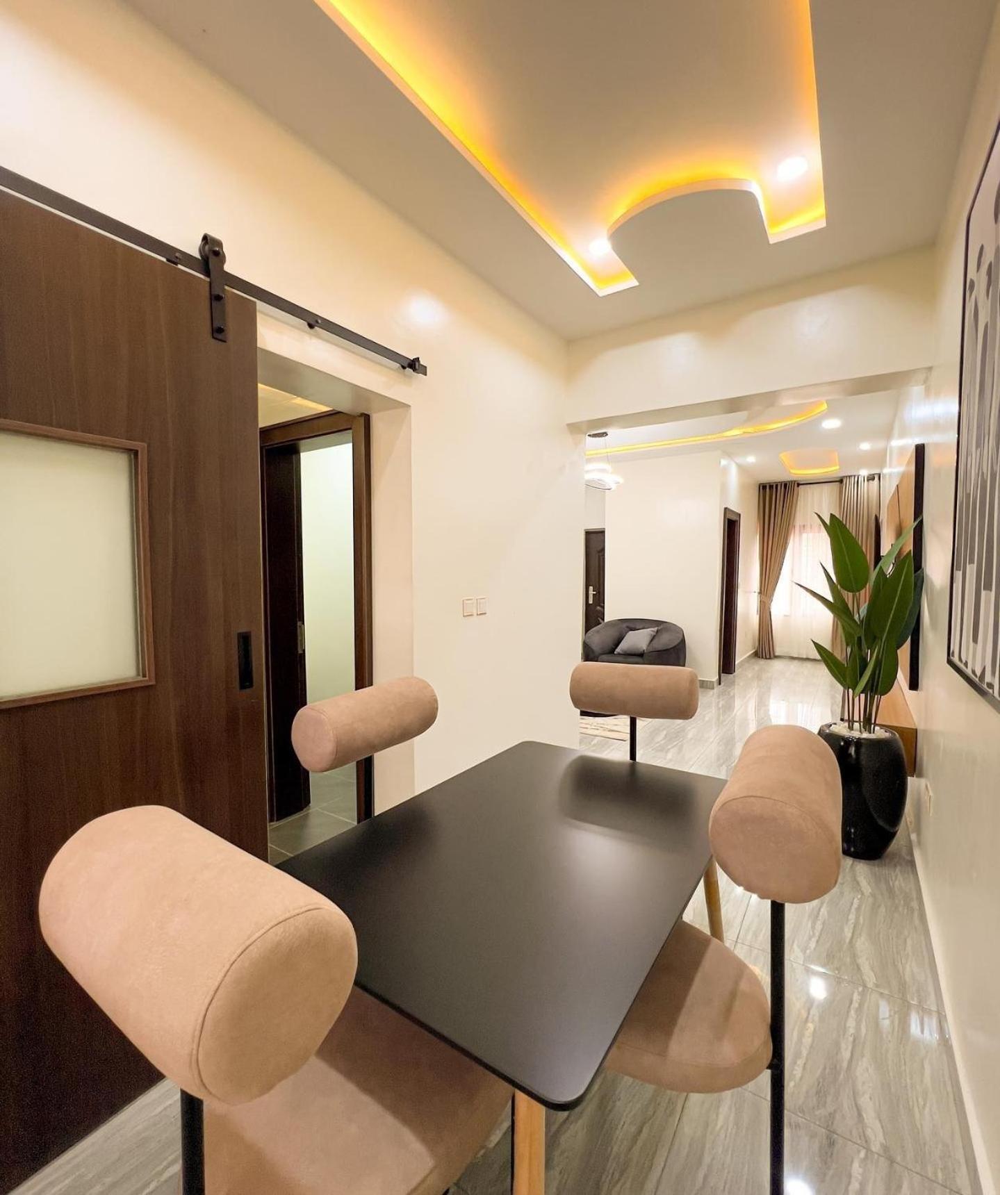 Stobart Homes Abuja Extérieur photo